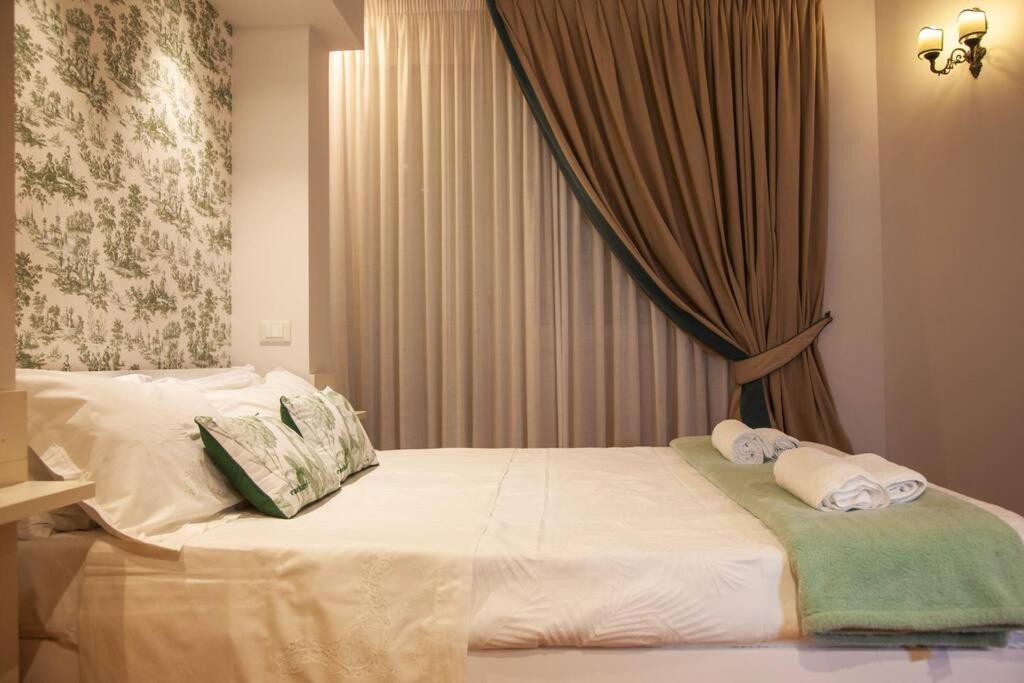 Roma, Gemelli Casa Eleganza, Resort Modernista المظهر الخارجي الصورة